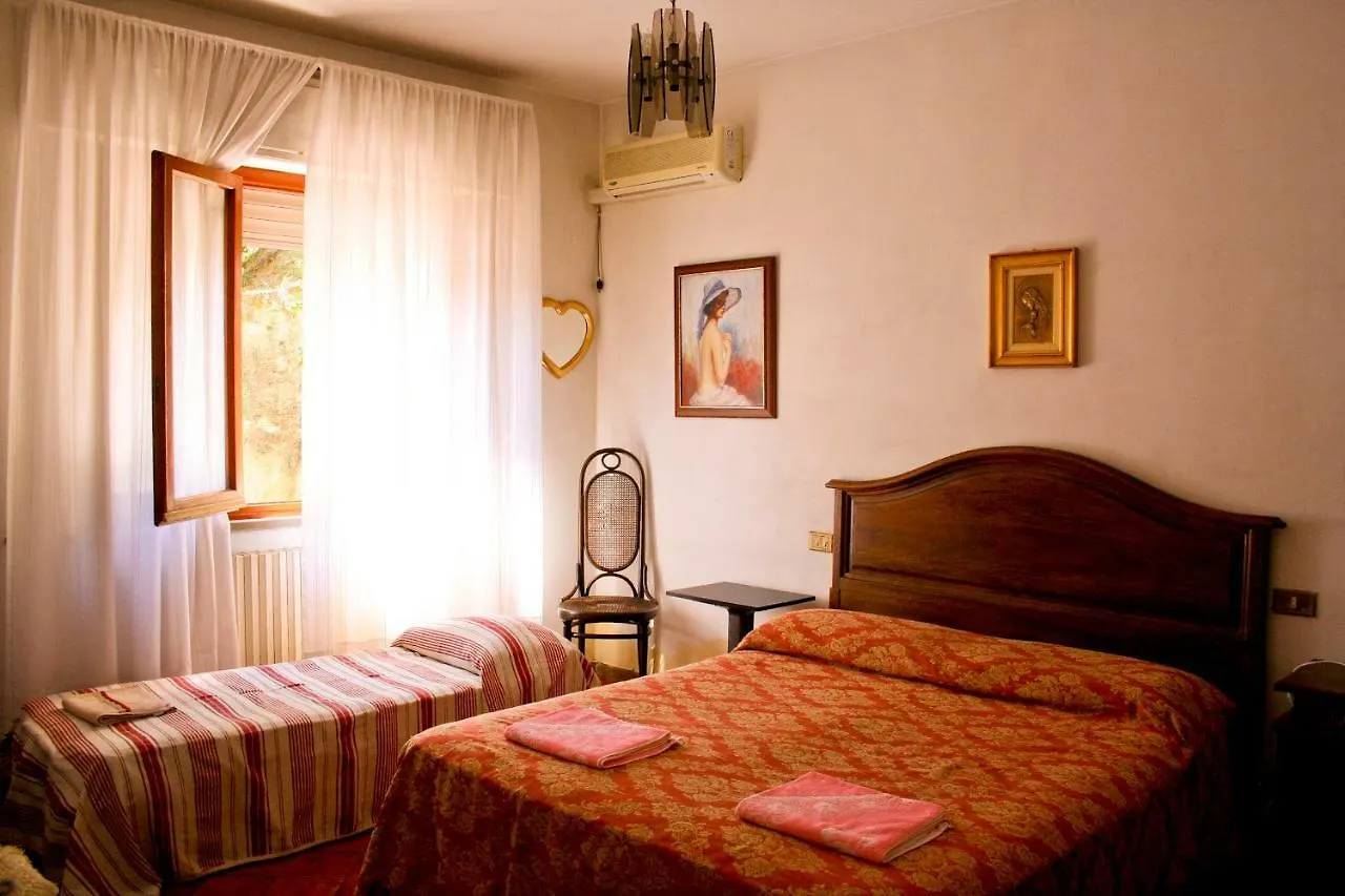 Affittacamere Morianese Residence Lucca